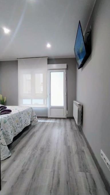 Ca Lolina Playa Apartamento Gijón Exterior foto